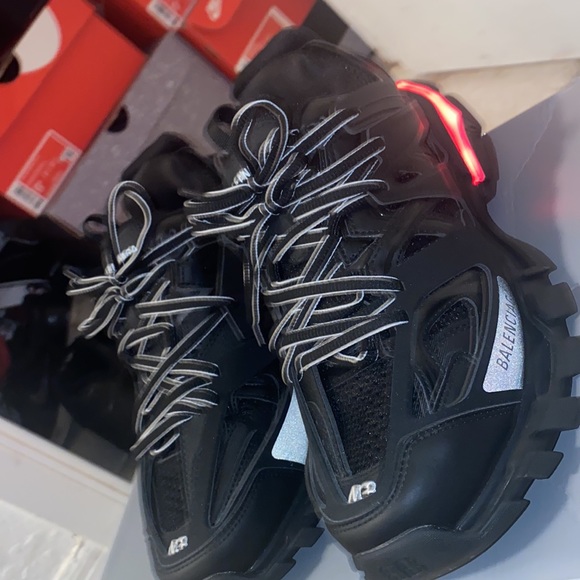 Balenciaga Track Runner Led - Picture 7 of 9
